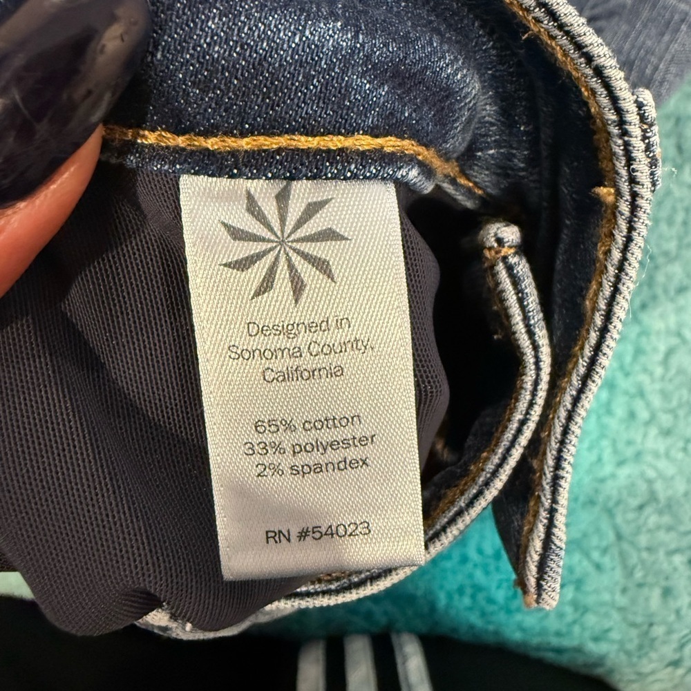 🔥Athleta Blue Denim Jeans🔥 - Picture 3 of 8